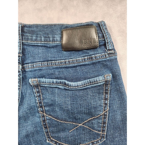 BKE Jeans Jake Womens Size 32x32 Straight Leg Denim Blue Distressed - Picture 6 of 15